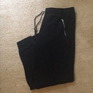 HOLLISTER joggers sweatpants. Size L